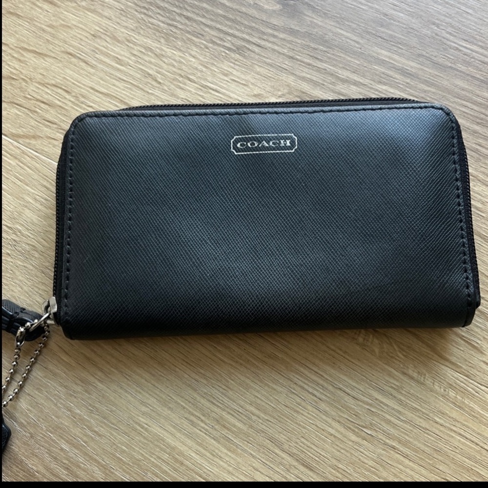 Authentic Coach Wristlet - Picture 5 of 13